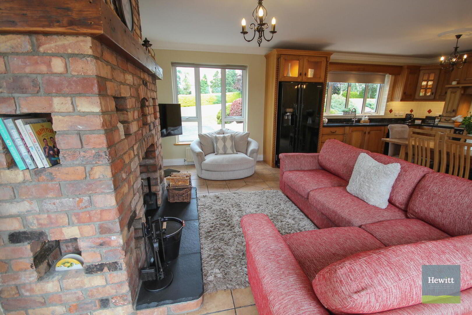 Oakvale, 12 Church Road 19 of 86