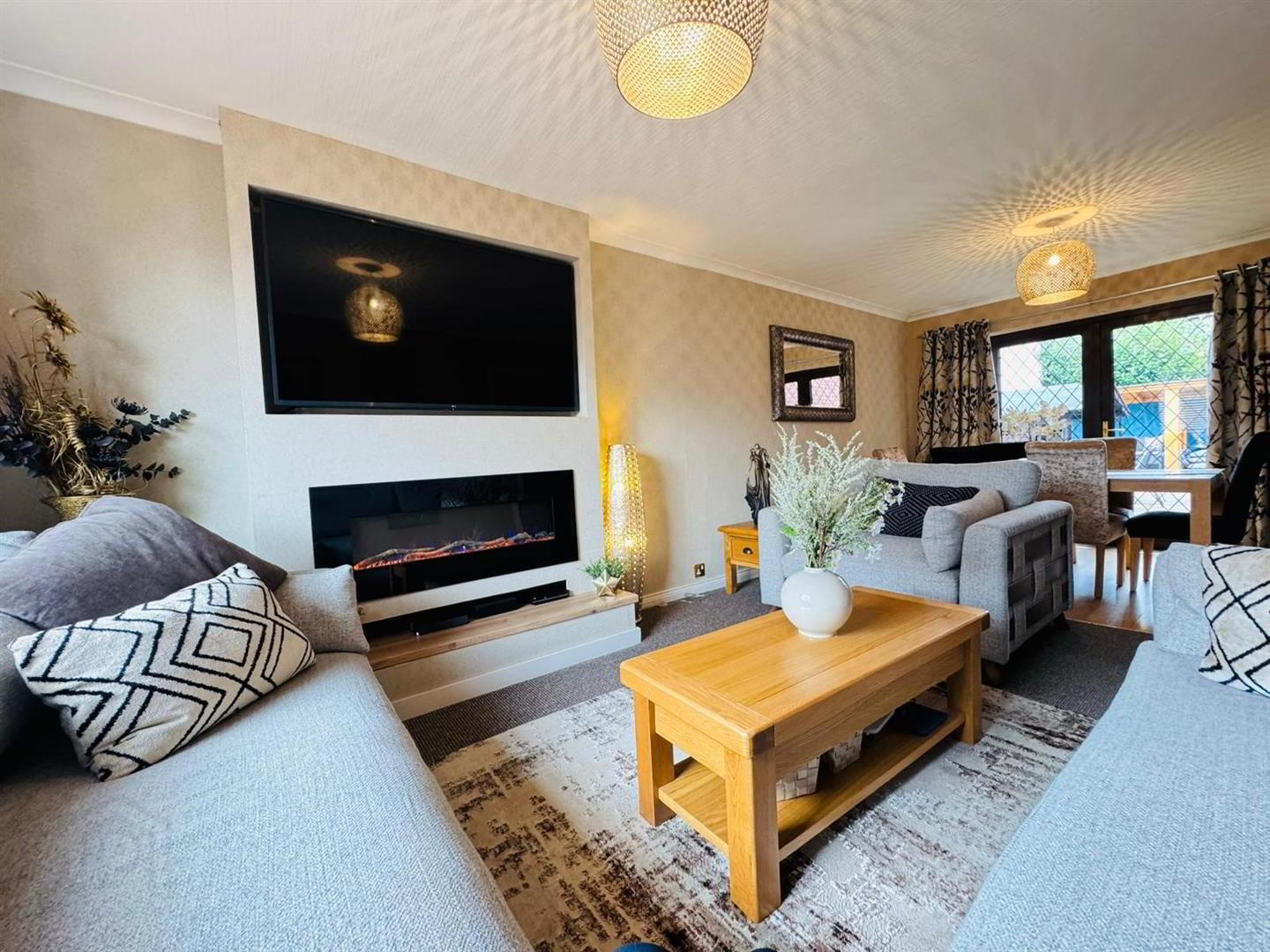 127 Whitewell Road 4 of 28