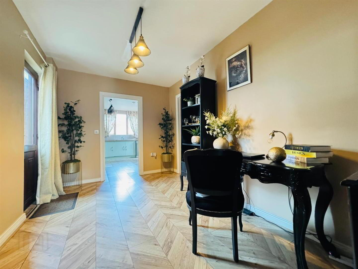 127 Whitewell Road 7 of 28