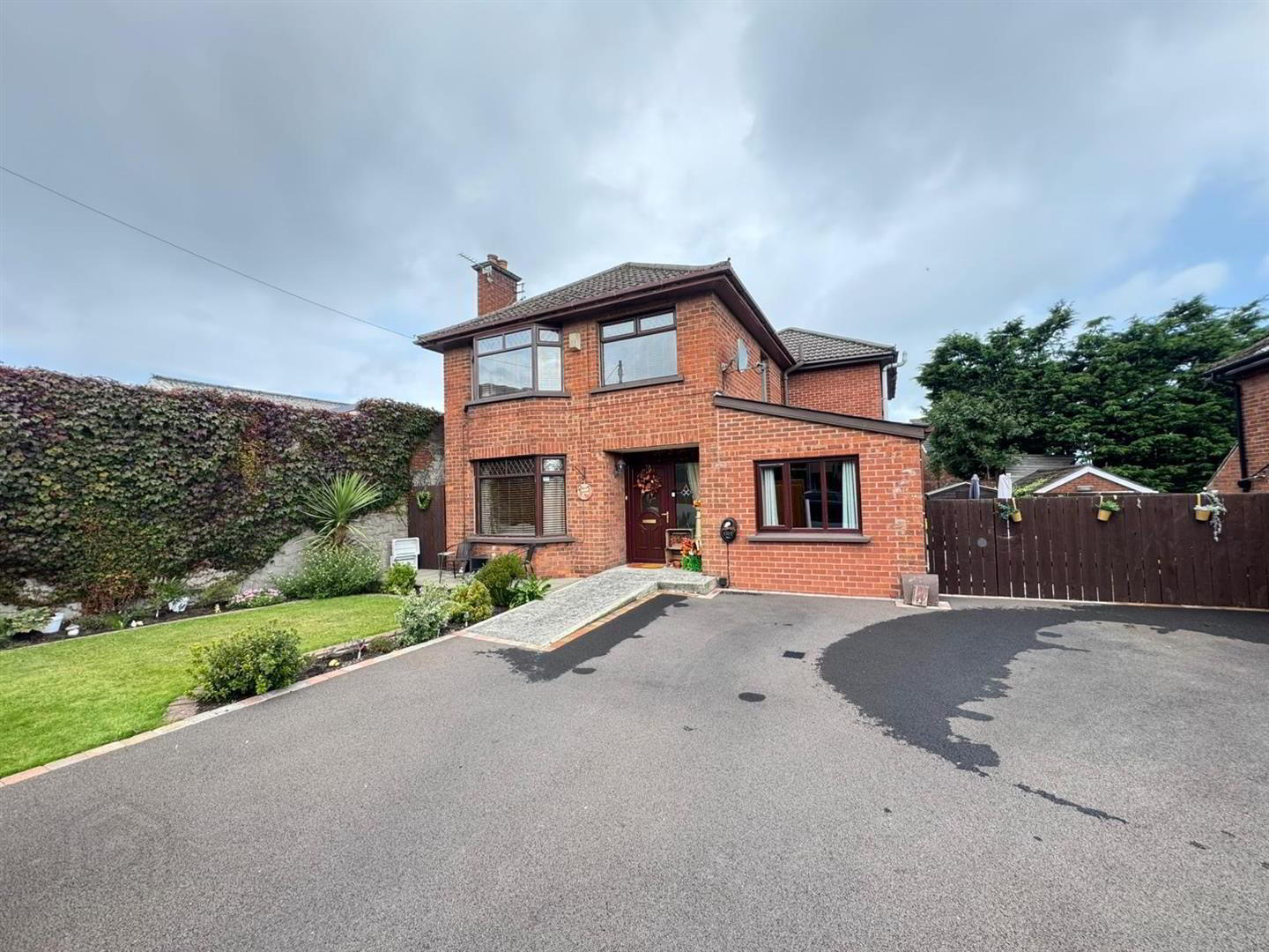 127 Whitewell Road 20 of 28
