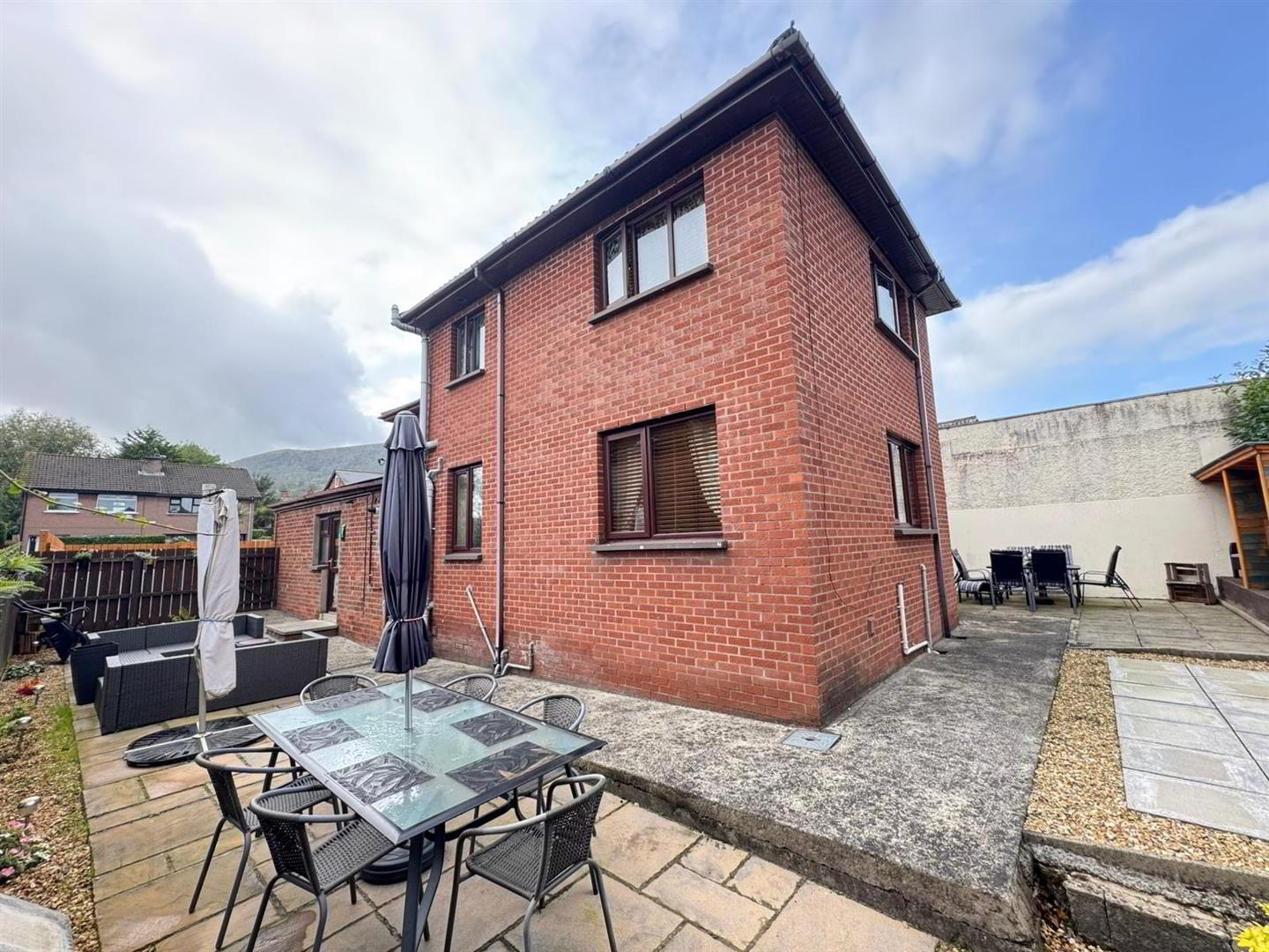 127 Whitewell Road 23 of 28