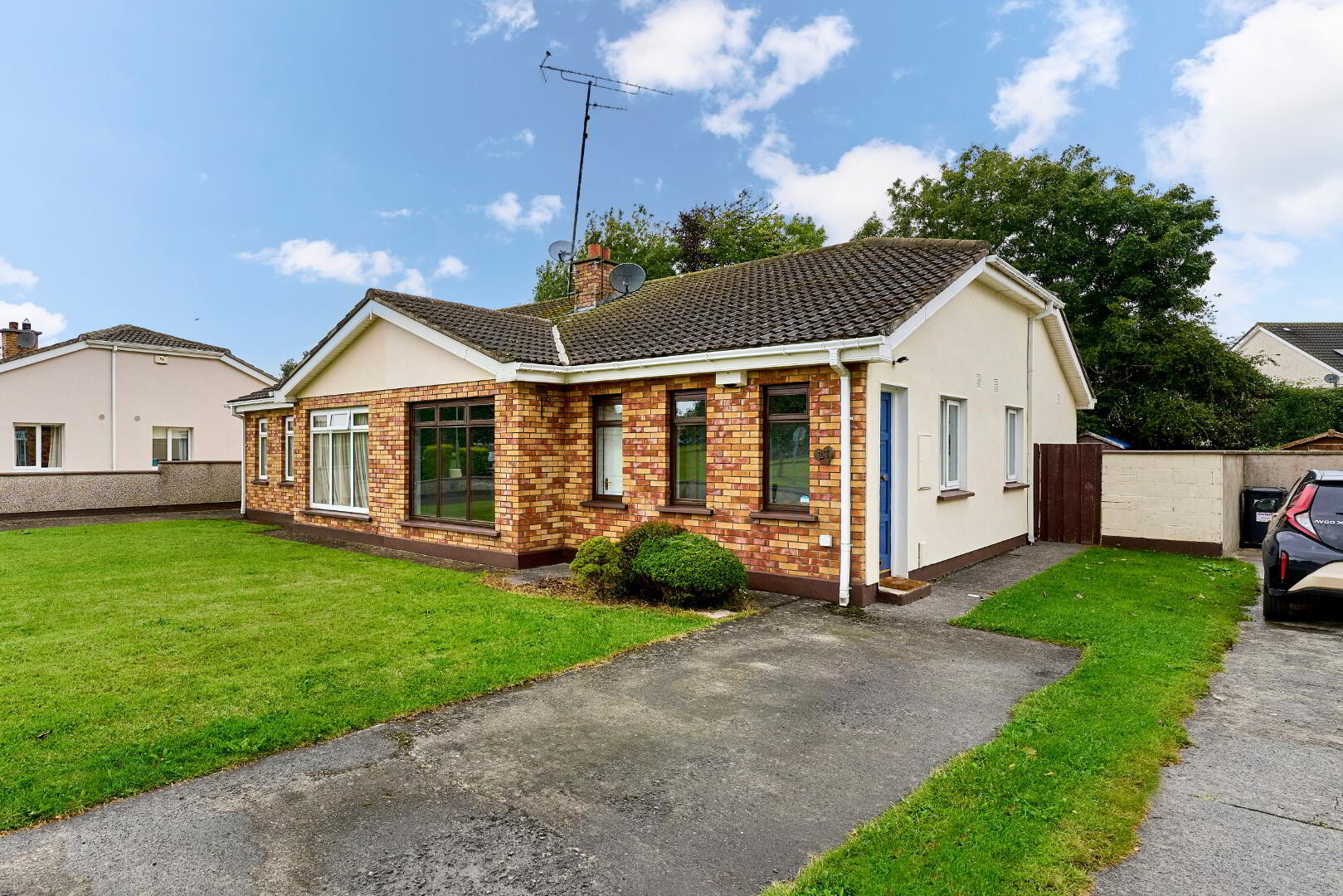 27 Beechcroft 2 of 19