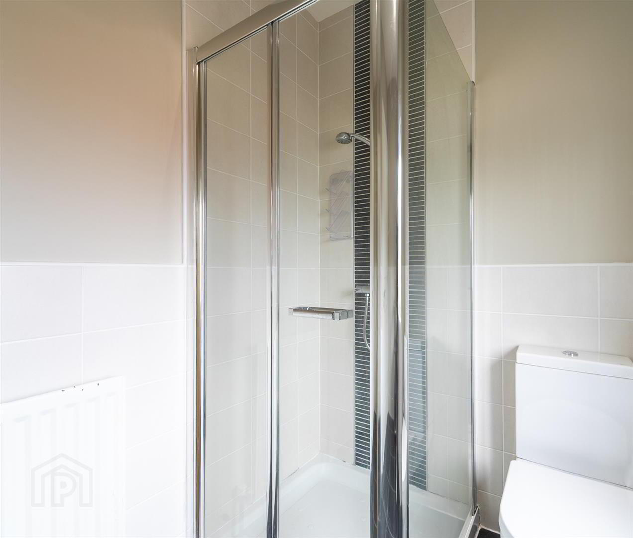 6 Bracken Hill Avenue 21 of 31