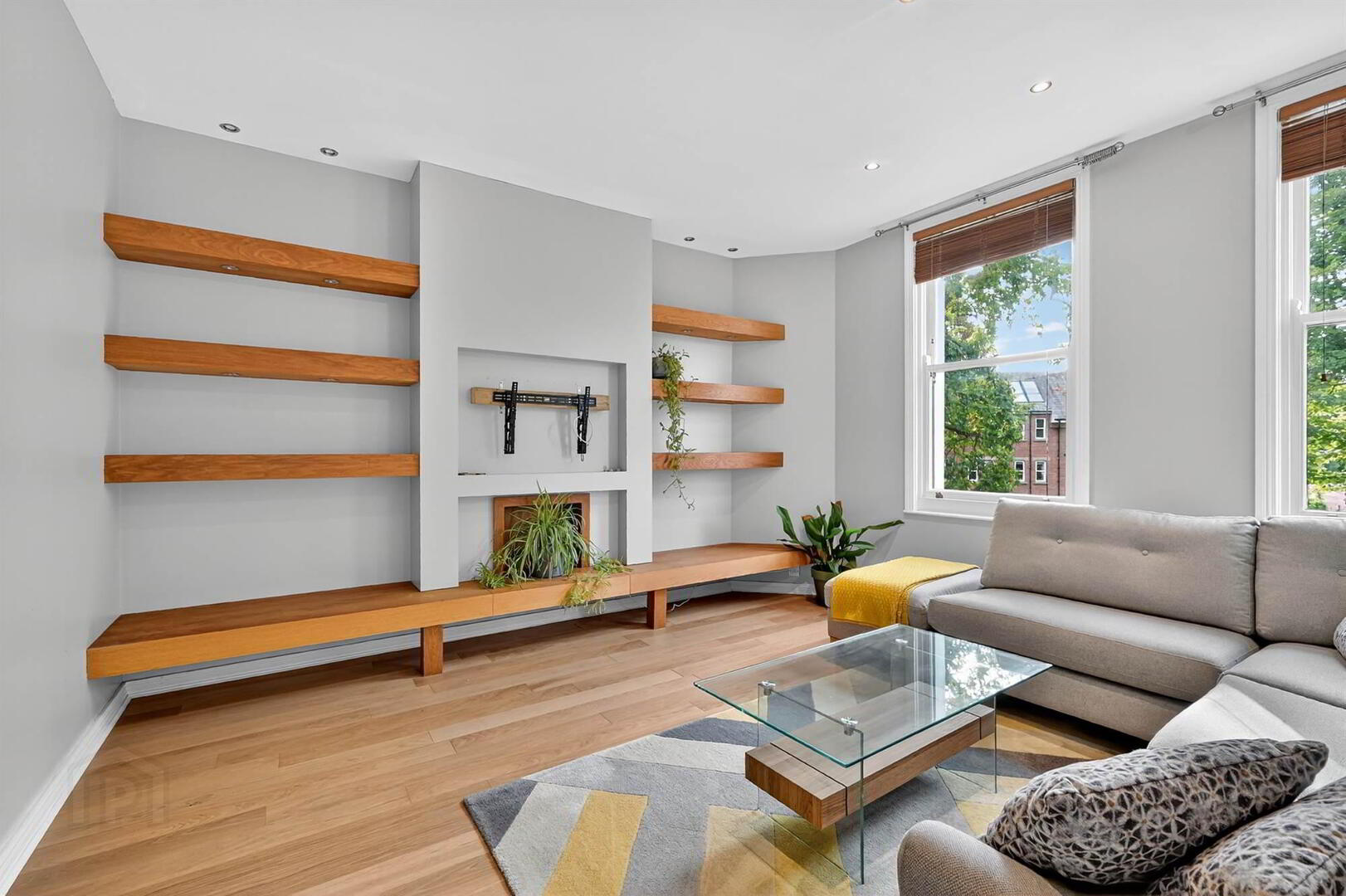 Apt 10, Sandown Court 8 of 21