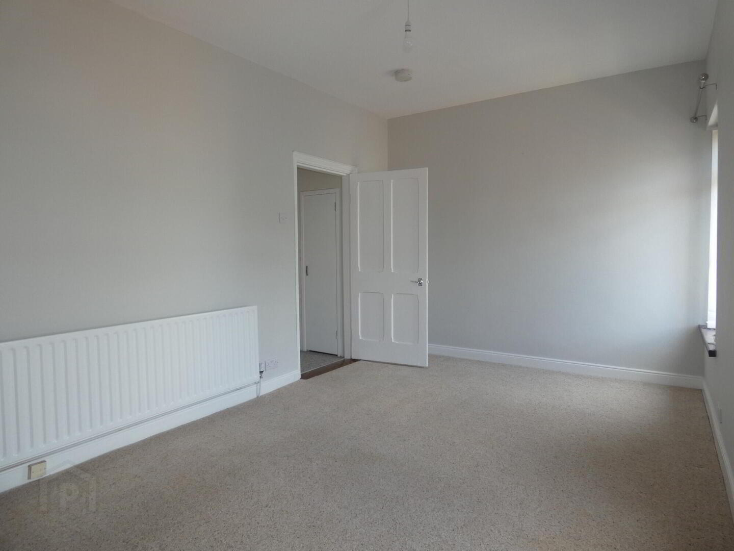 32 Upper Captain Street 13 of 21