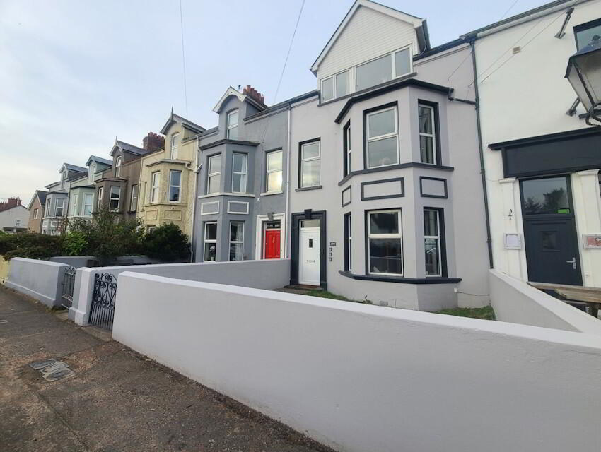 Unit A, 33 Sea Road 3 of 22