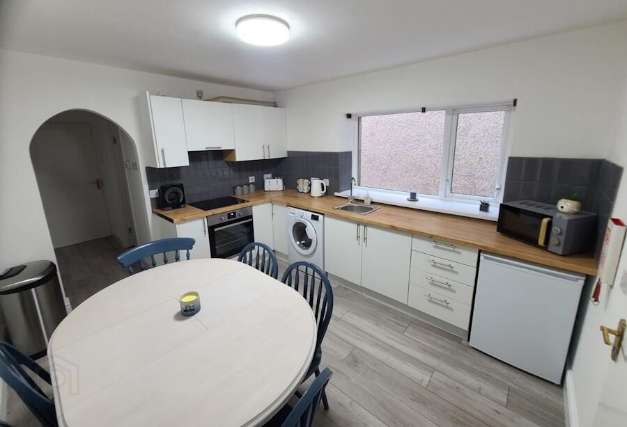 Unit A, 33 Sea Road 16 of 22