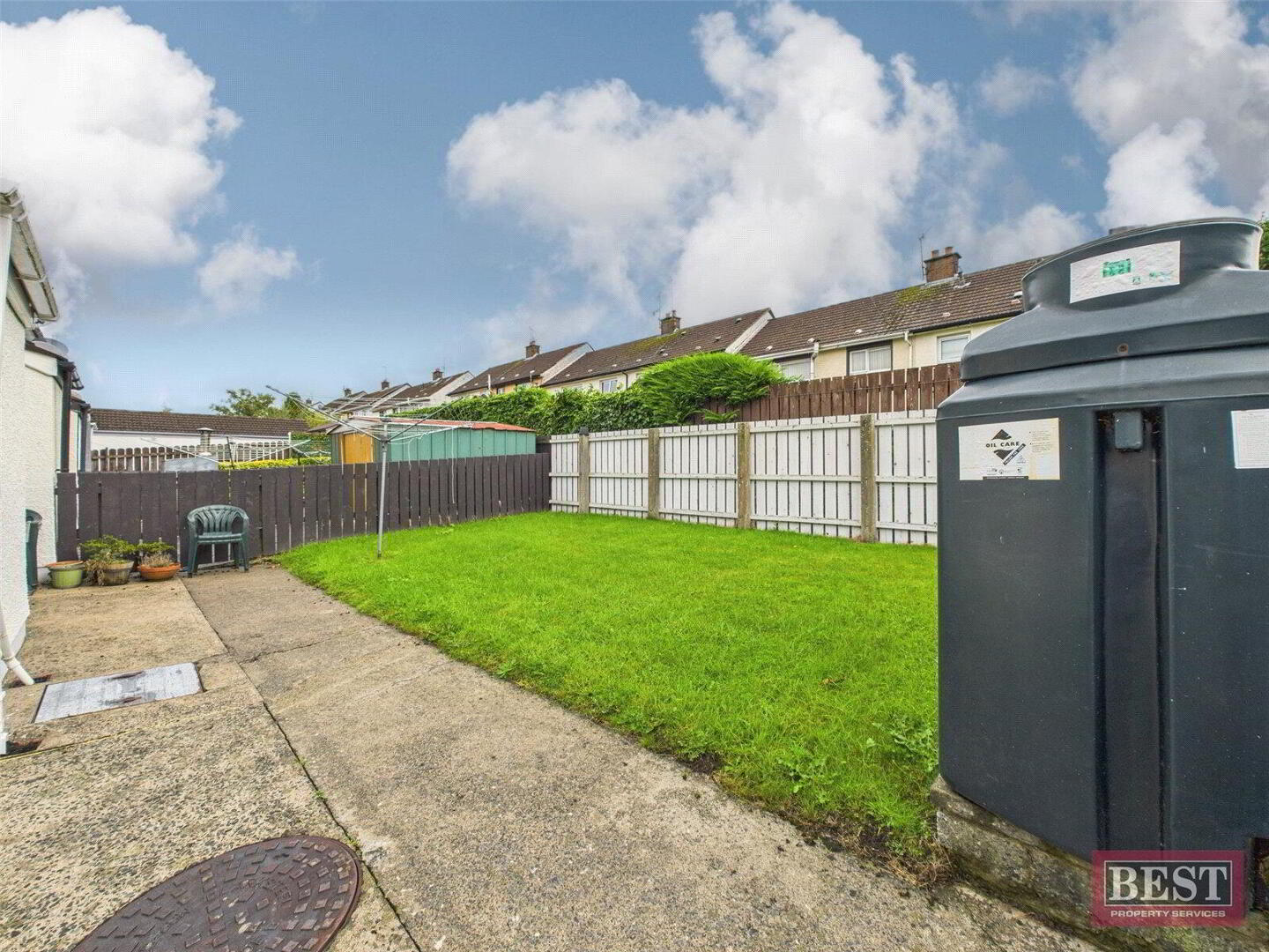 1 Iveagh Crescent 15 of 18