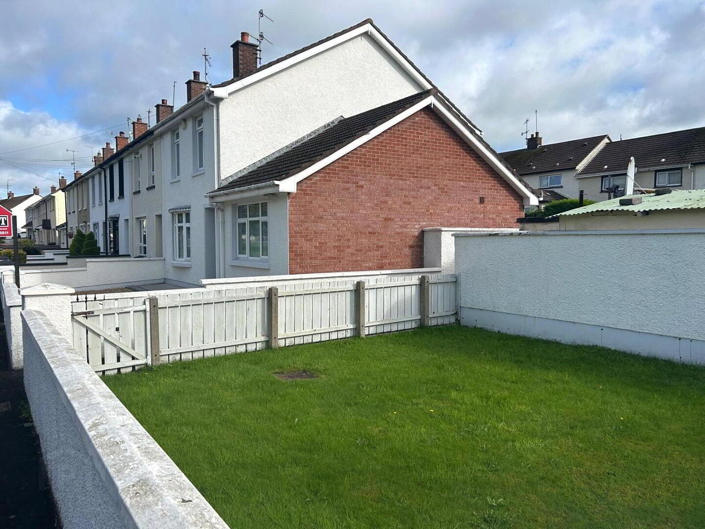 1 Iveagh Crescent 17 of 18