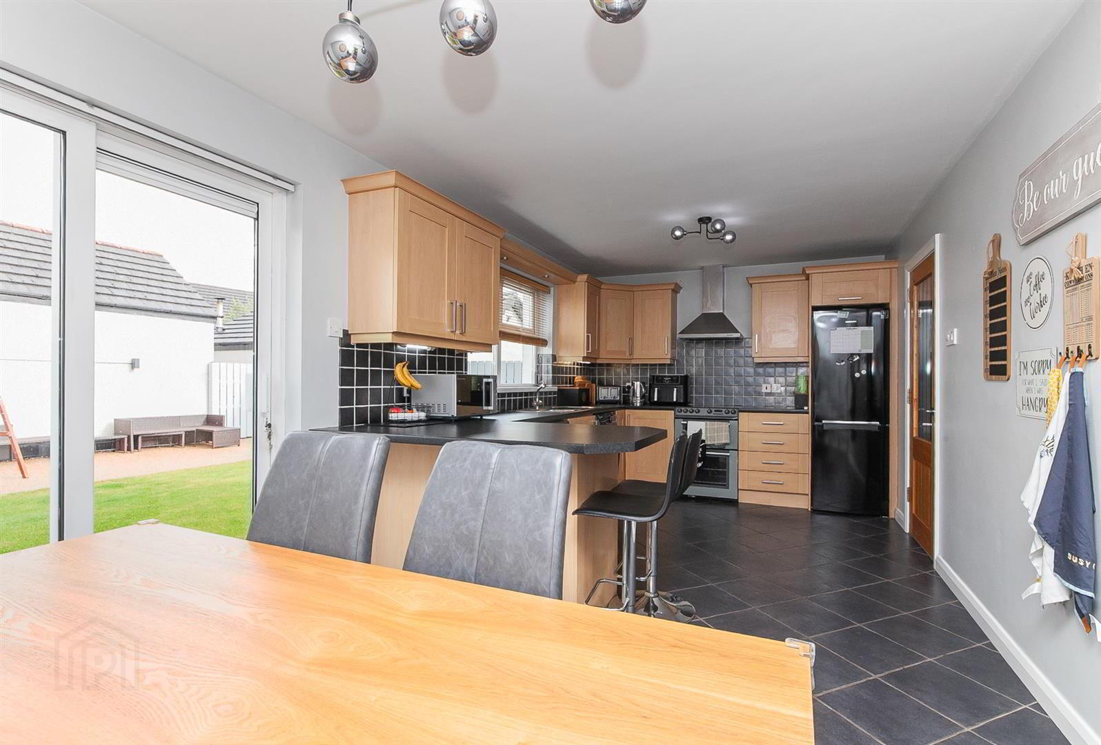 80 Huntingdale Green 9 of 24