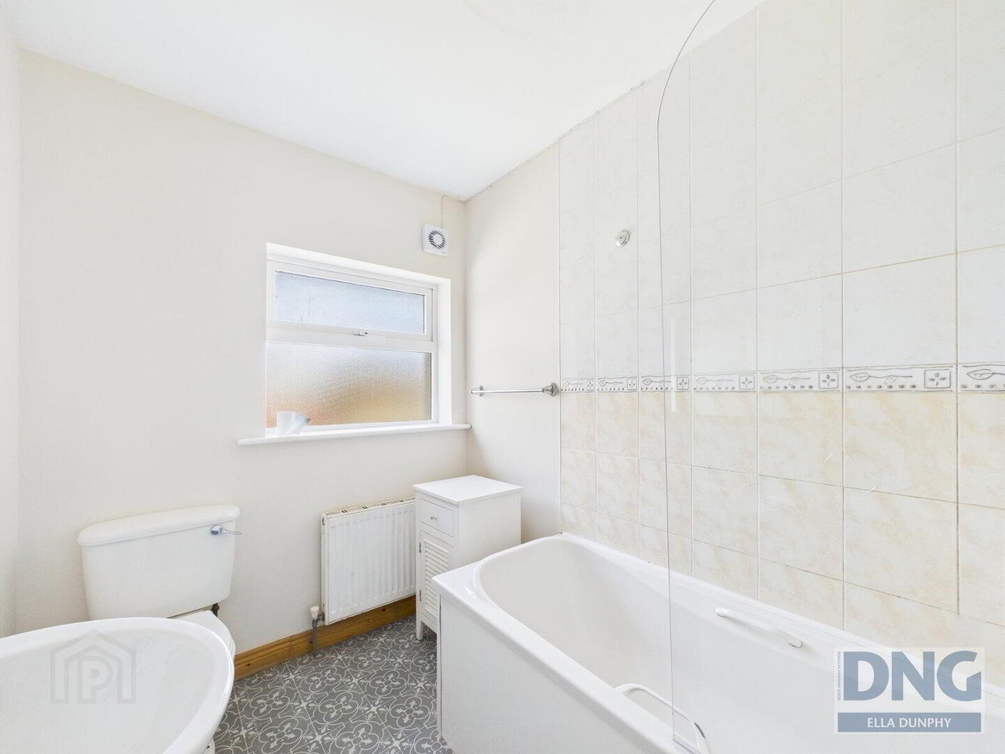 38 Robertshill 9 of 21