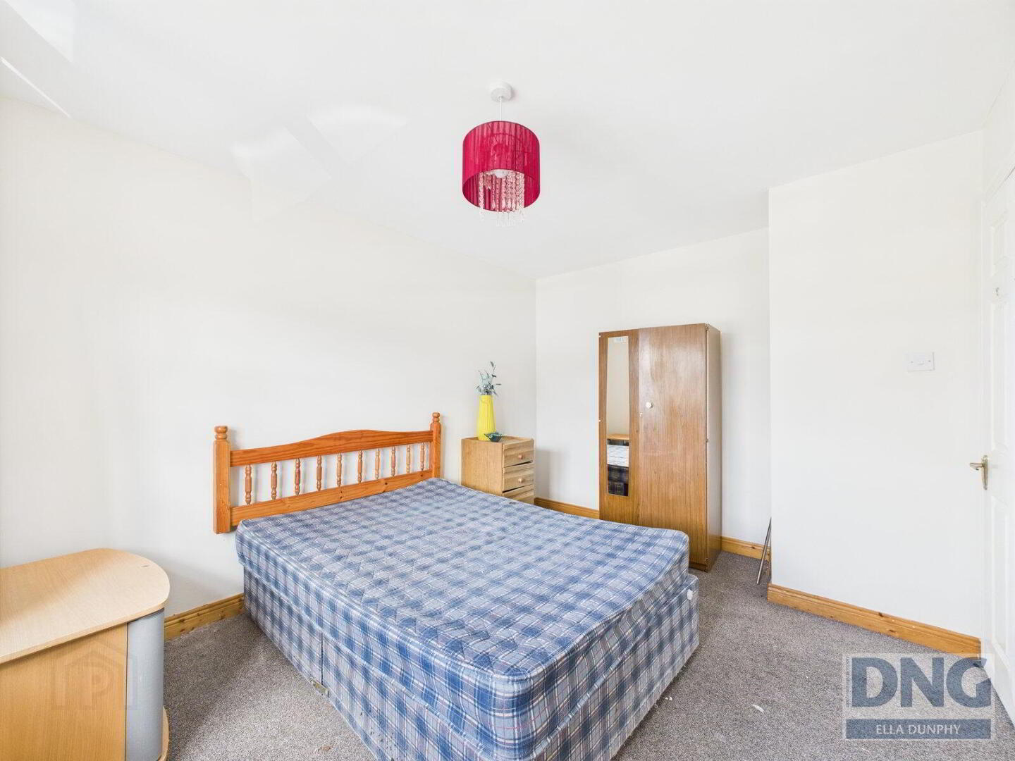 38 Robertshill 11 of 21