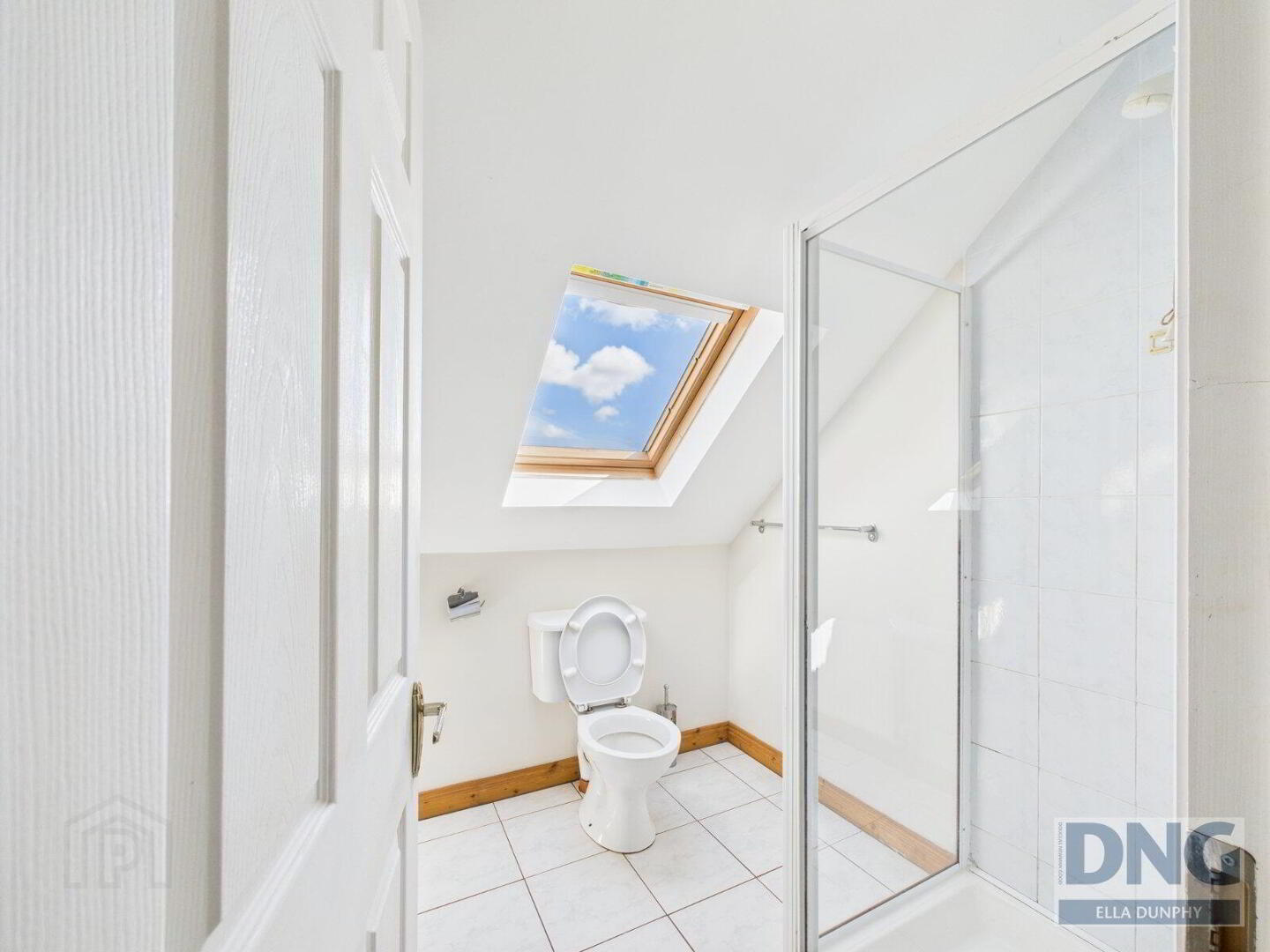 38 Robertshill 13 of 21