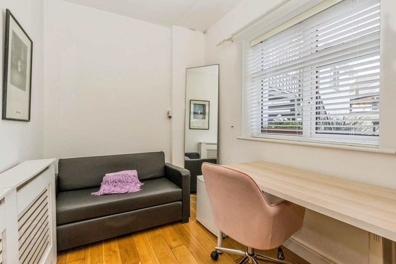 11 Grange Park 25 of 31