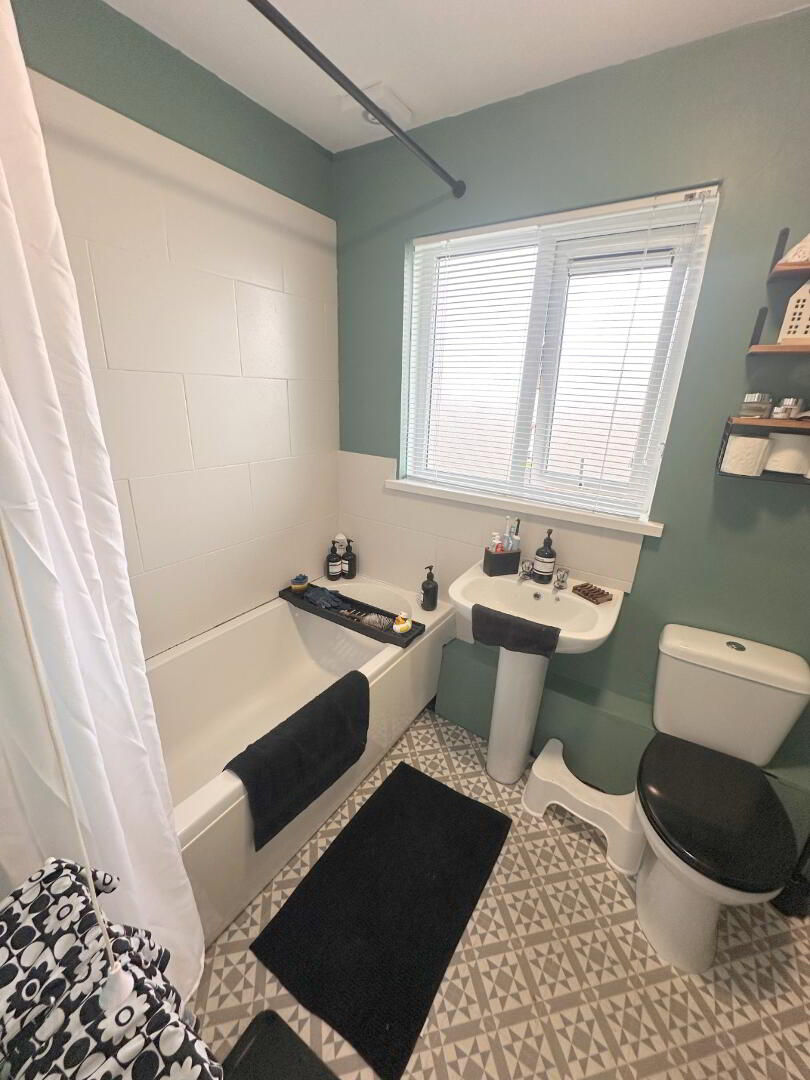 145b Glenkeen Avenue 17 of 20