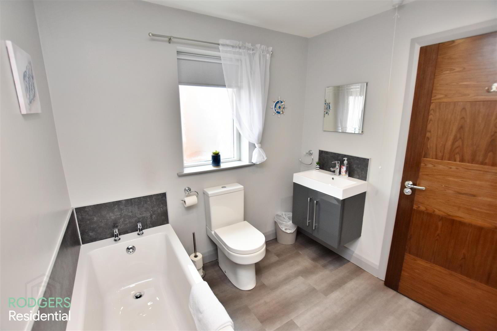 Apartment 2 34 Upper Newtownards Road 13 of 24