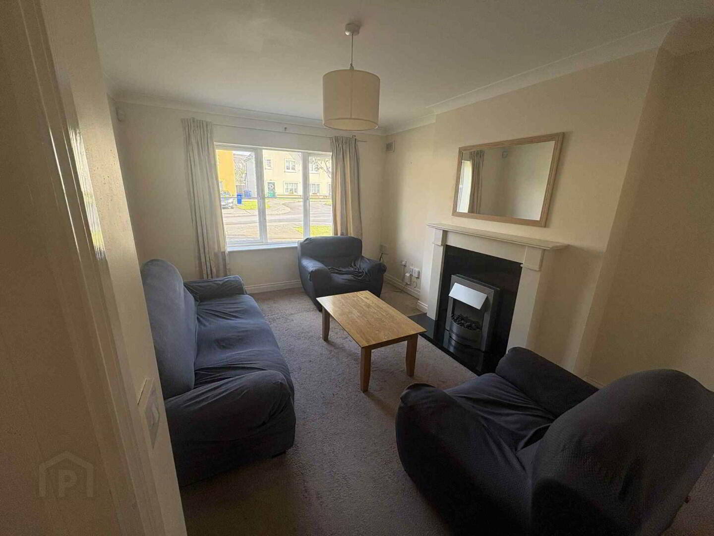 41 Castlelea Avenue 2 of 13