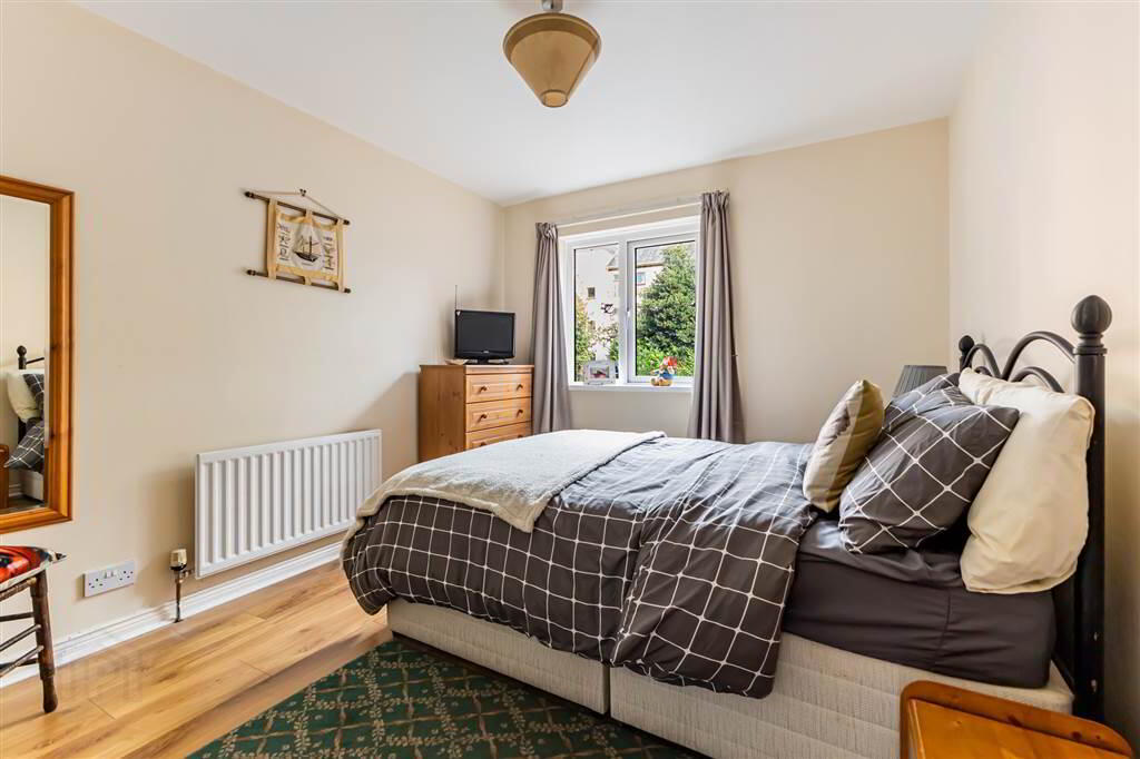 2b Windsor Mews 7 of 13