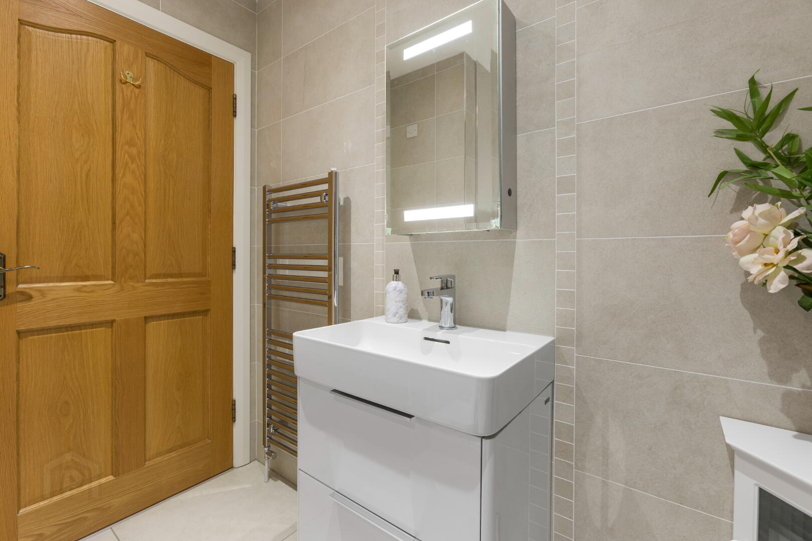 Highgrove, 41 Dans Road 14 of 23