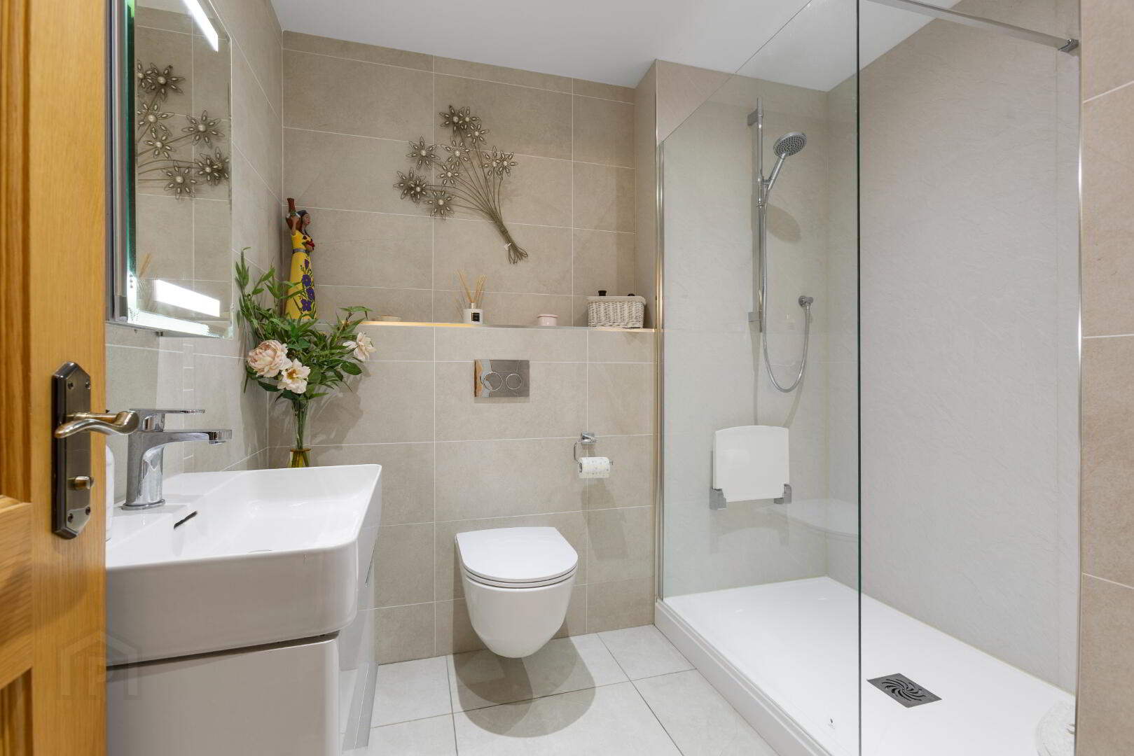 Highgrove, 41 Dans Road 13 of 23