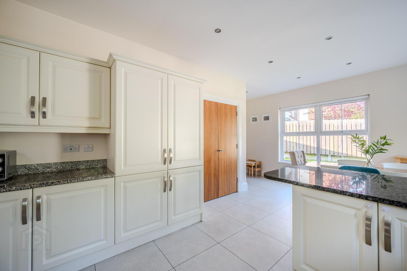 17c Seahill Road 15 of 36