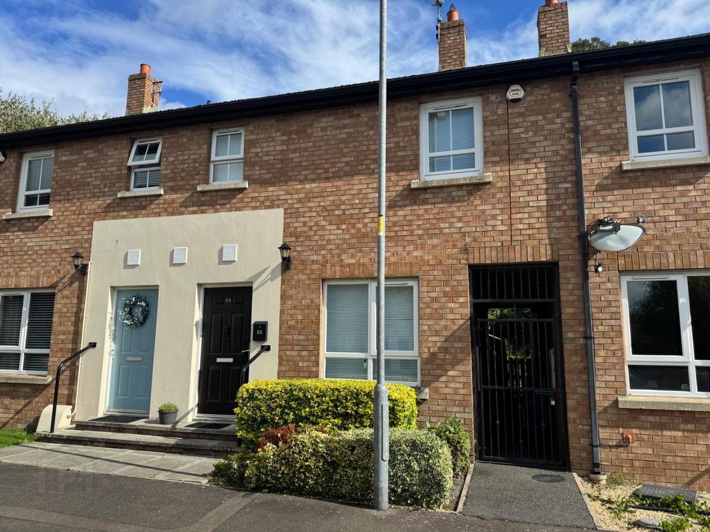 53 Castle Lane Mews 2 of 15
