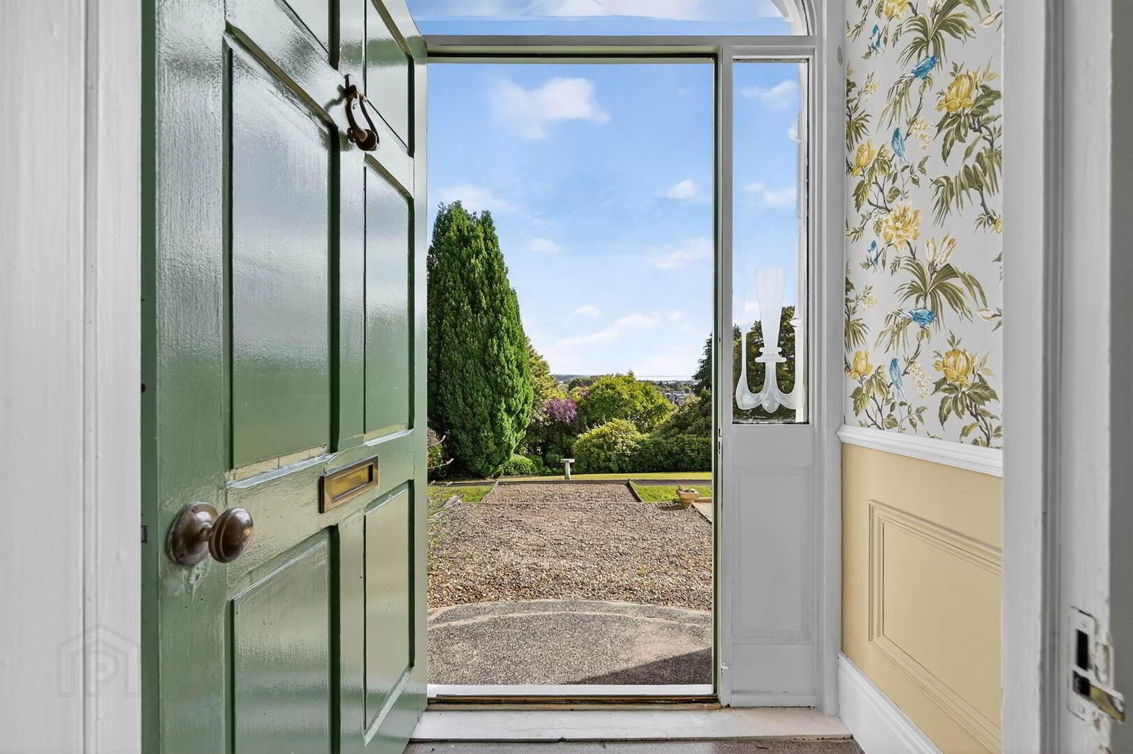 95 Belfast Road 7 of 51