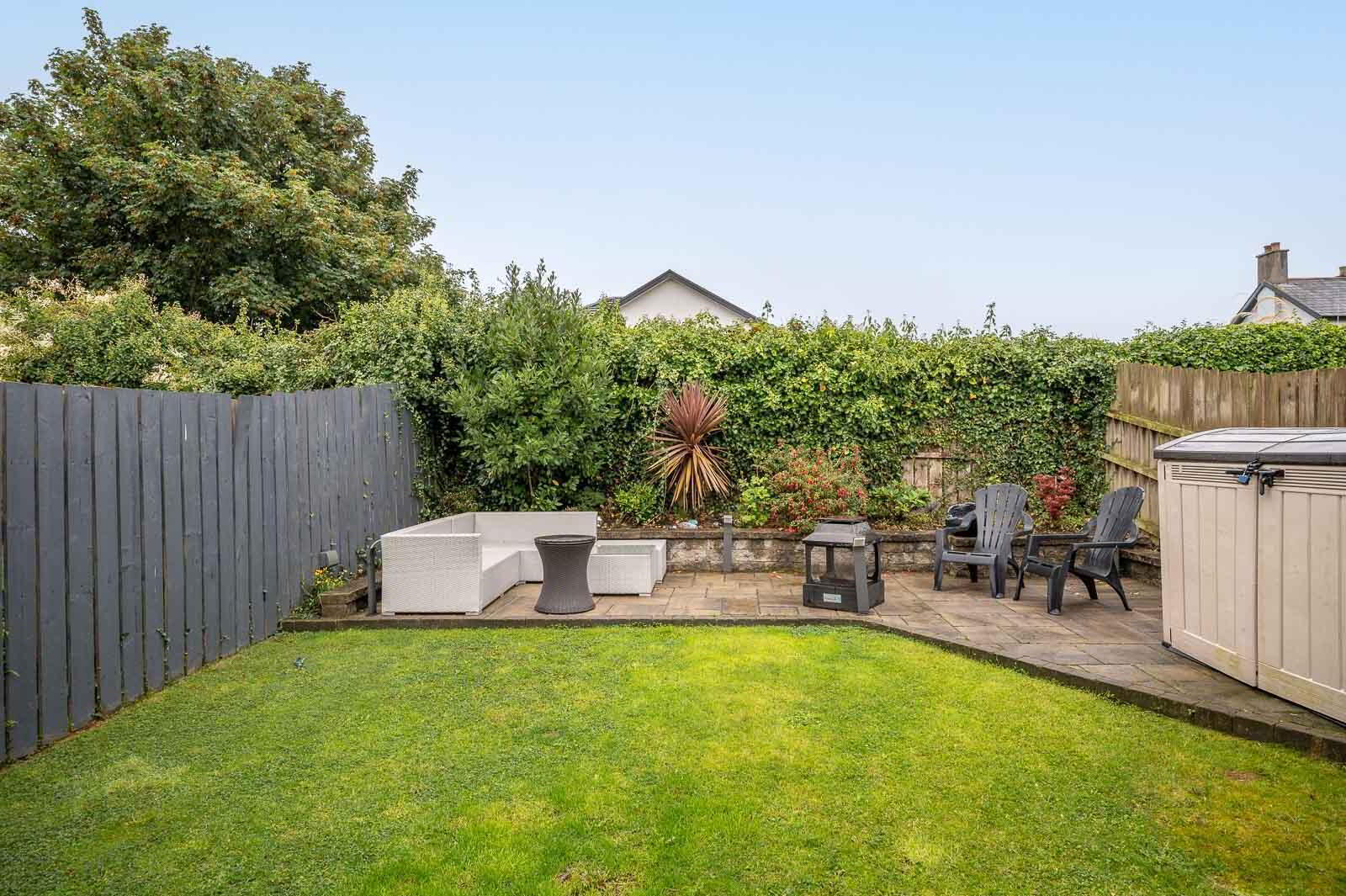 17 Shaftesbury Park 28 of 28