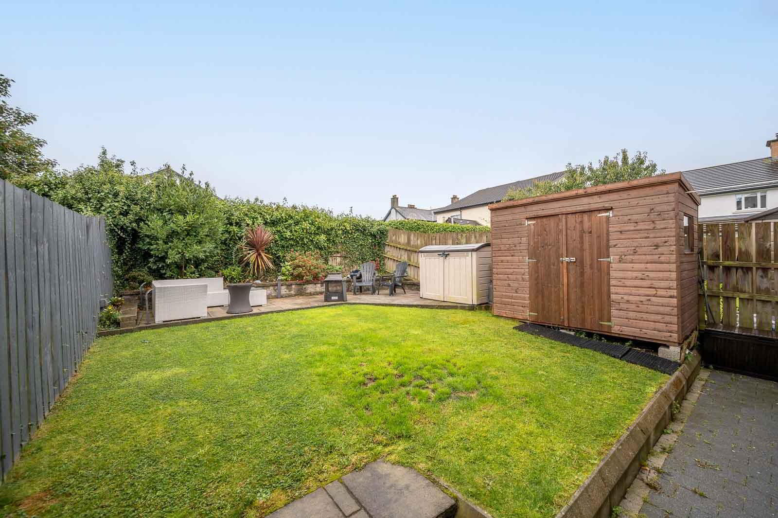 17 Shaftesbury Park 27 of 28
