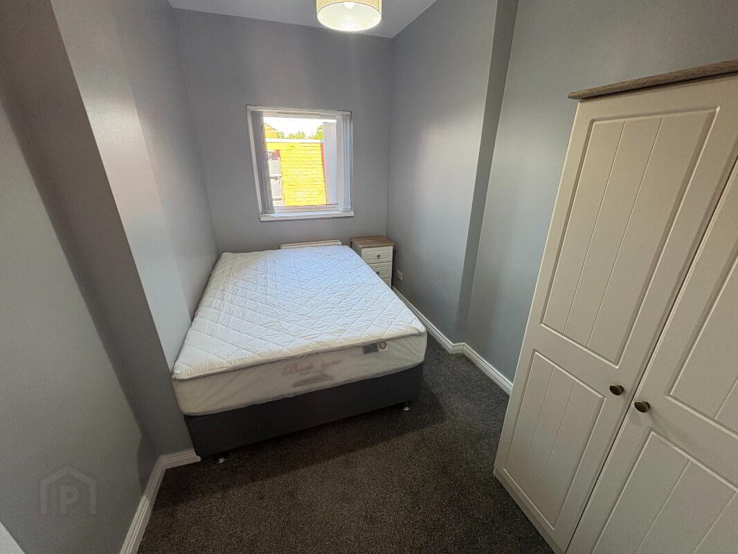 229 Donegall Road 3 of 16
