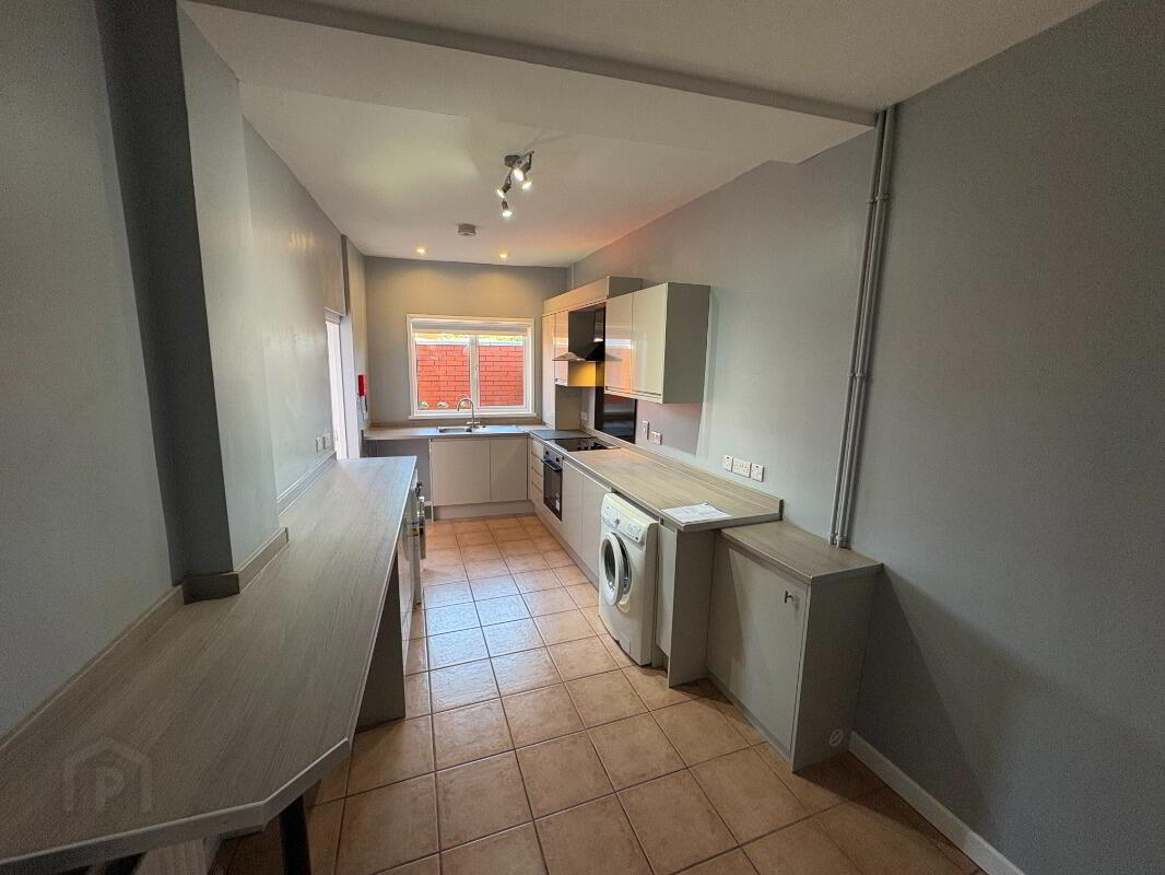 229 Donegall Road 4 of 16