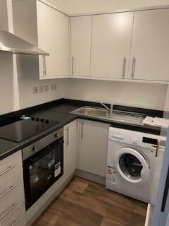 Unit 12a, New Street 3 of 5