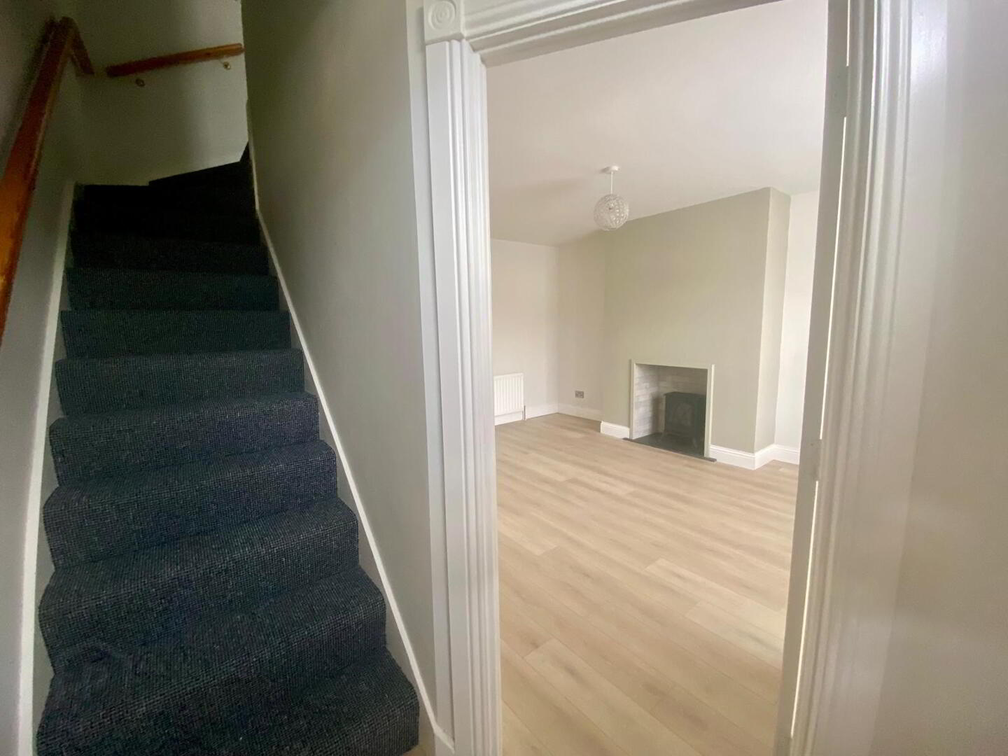 2 Graham Court 6 of 10