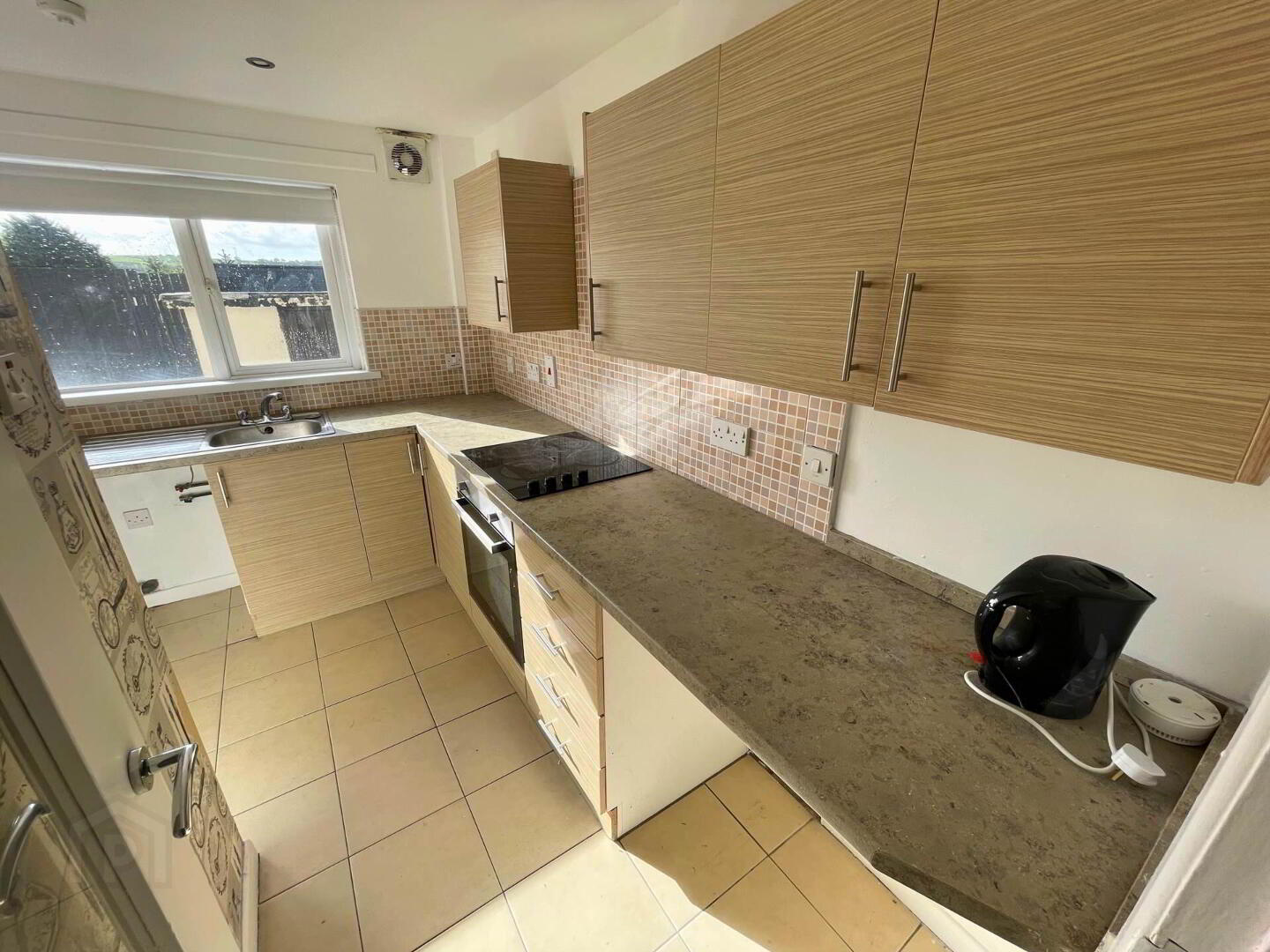 5 Cedric Street 4 of 18