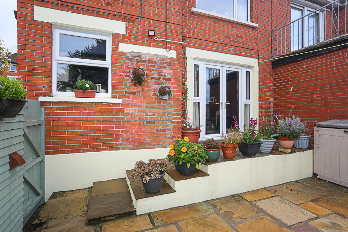 70 Church Avenue 30 of 35