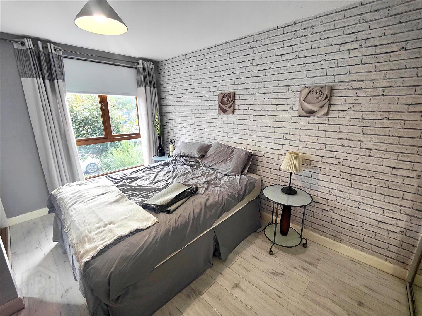 205 Alexandra Park Avenue 22 of 34