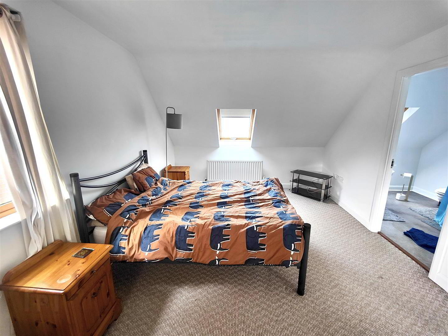 205 Alexandra Park Avenue 26 of 34