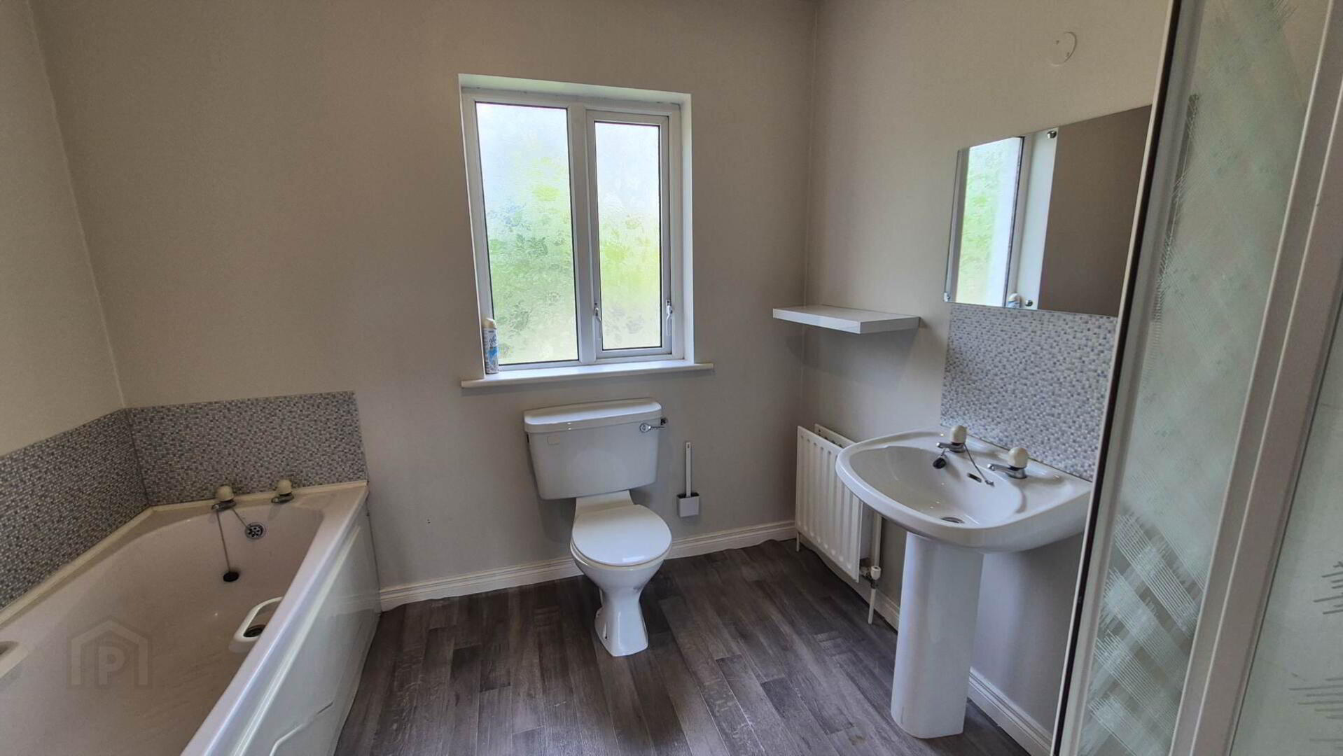 77 Glenoughty Close 21 of 24