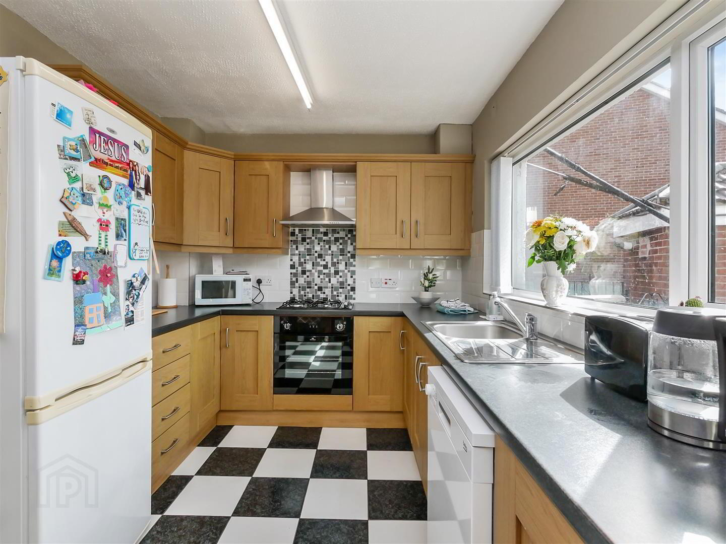8 Castlerobin Road 13 of 29