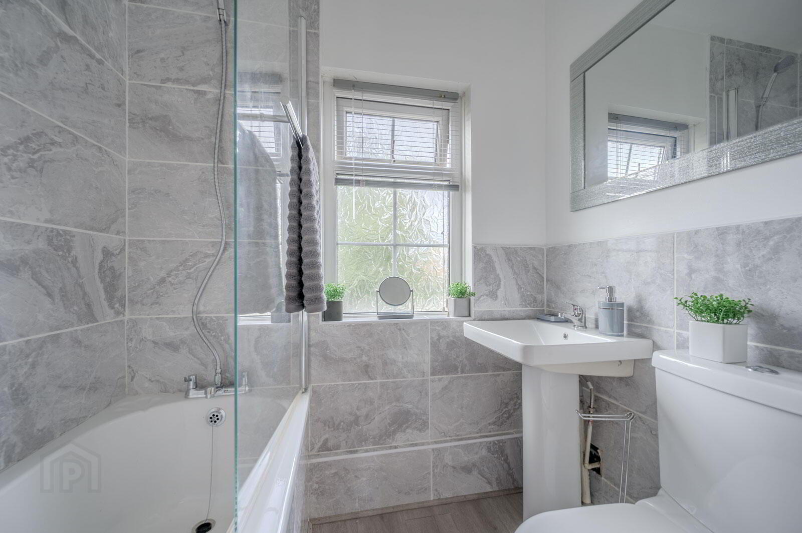 36 Connsbrook Avenue 29 of 34