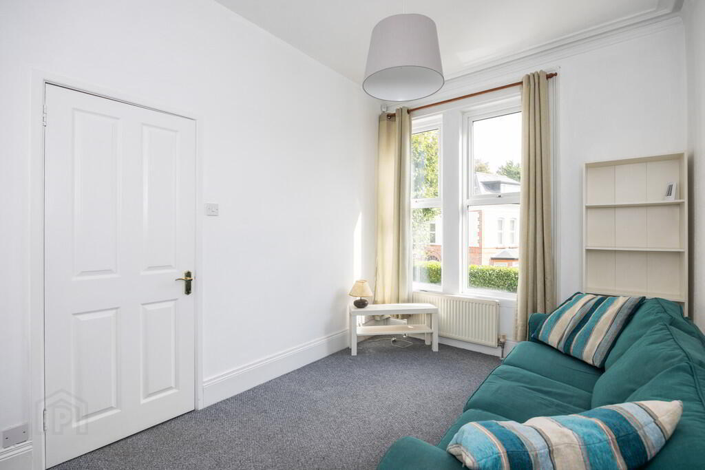 Apartment 4 1 Sandown Park 5 of 13