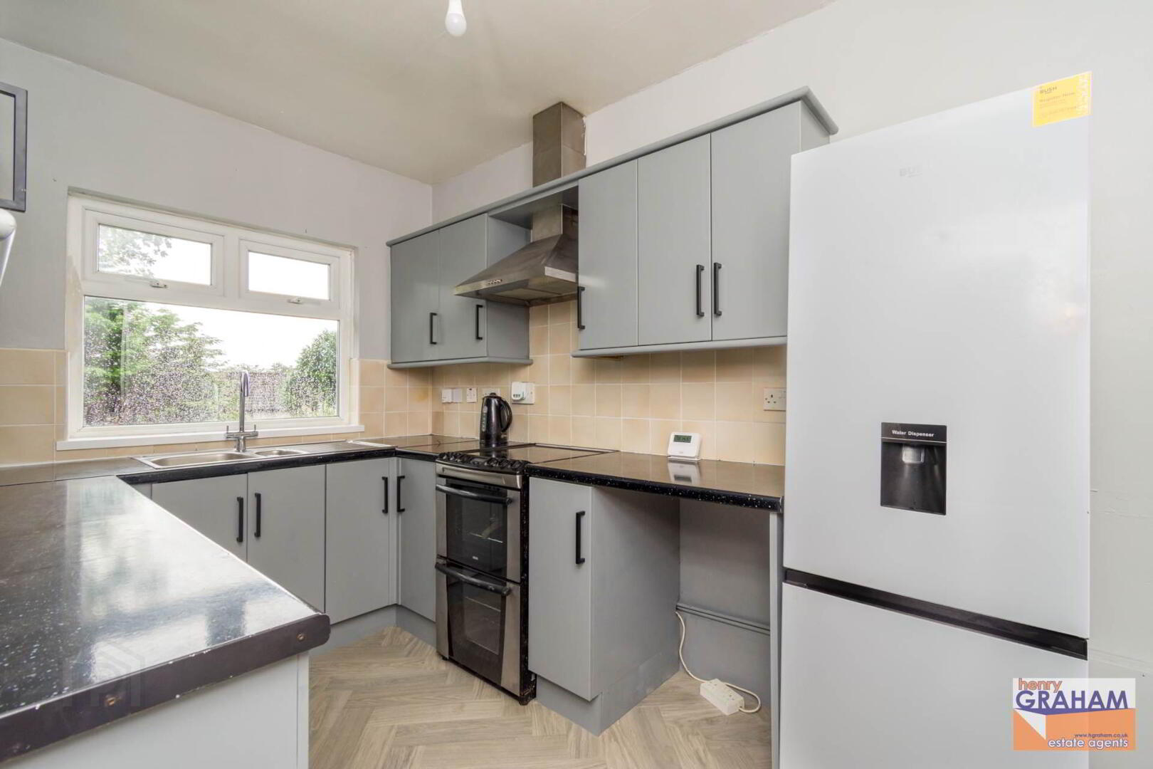 30 Wesley Street 5 of 17