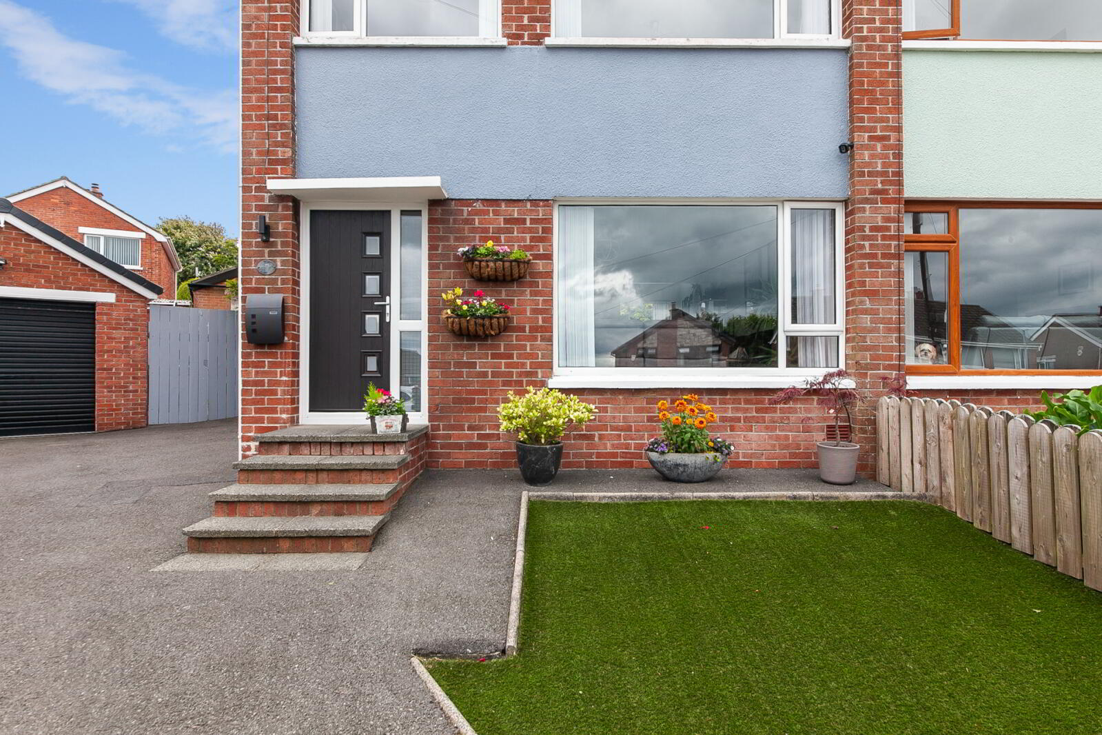 7 Beverley Grove 2 of 28
