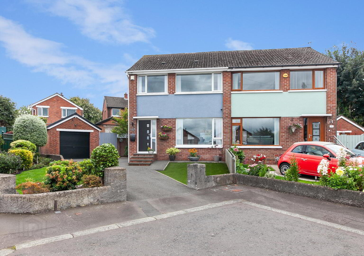 7 Beverley Grove 1 of 28