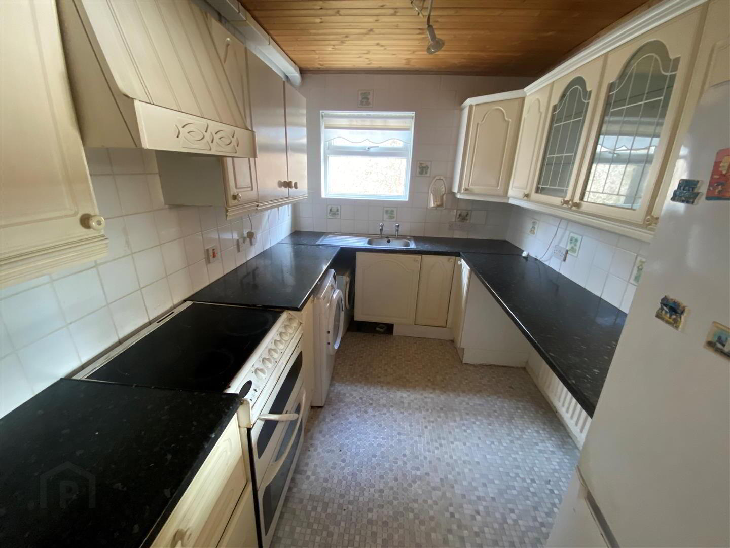 25 Skipperstone Road 4 of 12