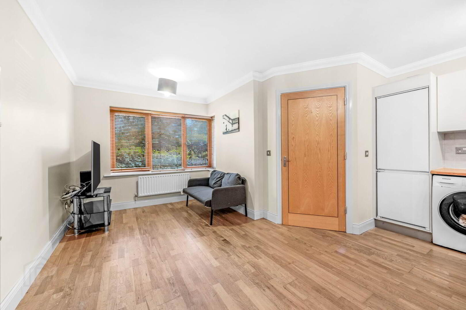 1 Millbourne Rise 5 of 13