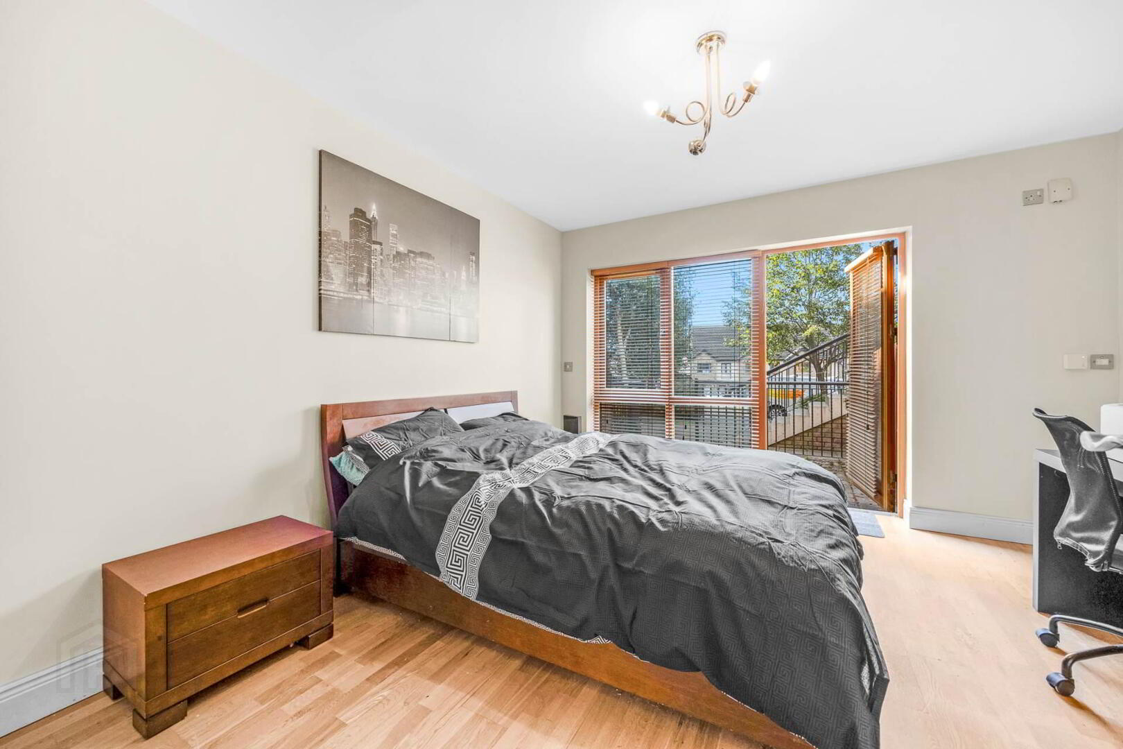 1 Millbourne Rise 9 of 13