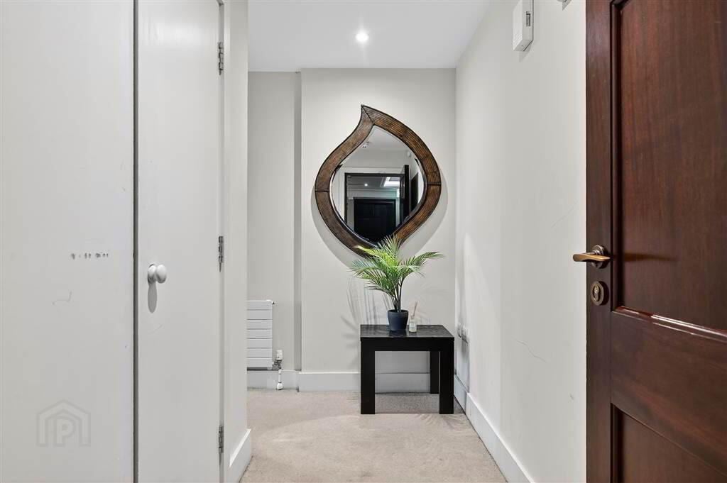 Apartment 35 Custom House Square 2 Ulster Street 6 of 15