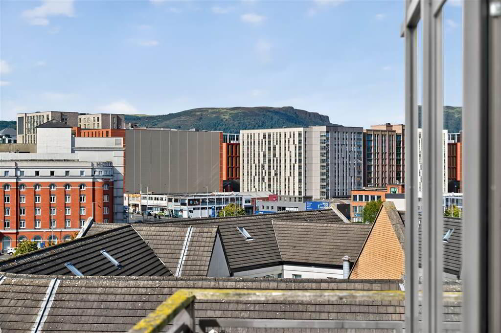 Apartment 35 Custom House 2 Ulster Street 15 of 16