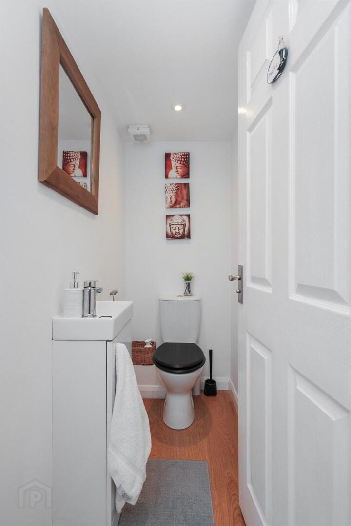 Flat 2 The Grange, 32a Deramore Park 21 of 41